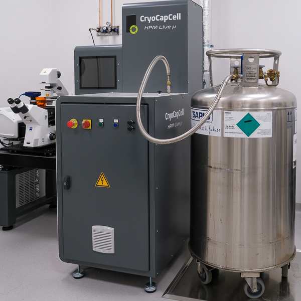 CryoCapCell high-pressure freezer Live-µ